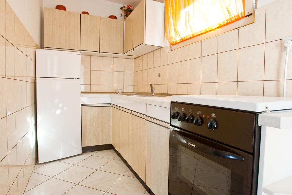 Apartments Dragan Trogir Bilik gambar